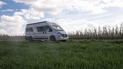 Adria Twin Plus 640 SLB model 2022 AIRCO LIVING AREA