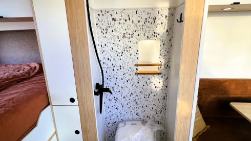 Camper di lusso per vivere fuori dalla rete elettrica - VW Crafter