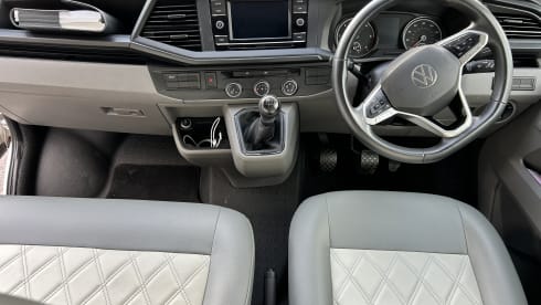 Aggi – AGGI DUB - VW (LWB) Camper with all your creature comforts- North Devon