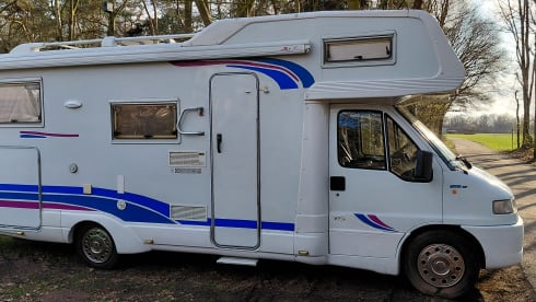 Raaf – 6-seater Fiat Alcove from 1997