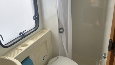 6 berth Ford Rollerteam