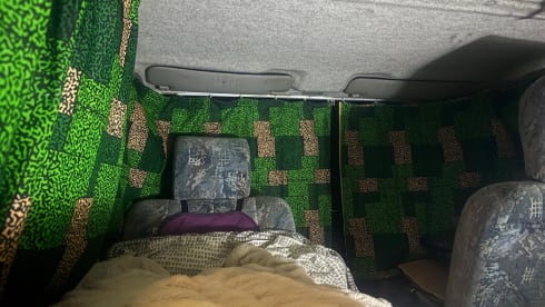 Bertie – 4 berth Ford campervan from 2000