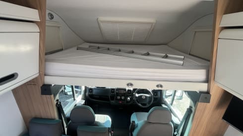 Annie – 6 berth Fiat Adria Sun Living