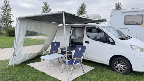 2p Nissan campervan from 2011