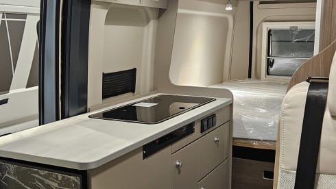 Carado CV 600 CamperVan 2p new 2024