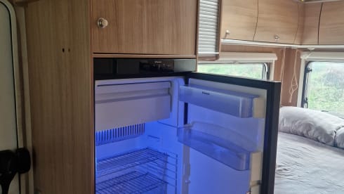 Casa Cozy  – 4p Bürstner semi-integrated from 2009