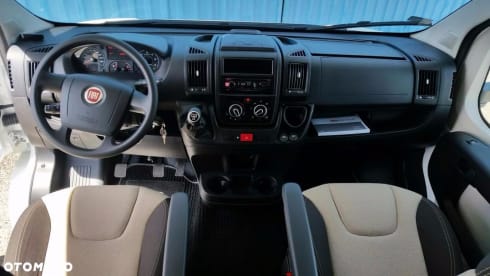 Pinguin Camper SK578S – 2018 family camper!