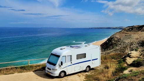 Huisje op wielen – Beautiful spacious integral camper