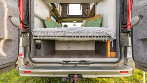 Roza – 4p Renault Camperbus from 2011 - suitable for almost any adventure!