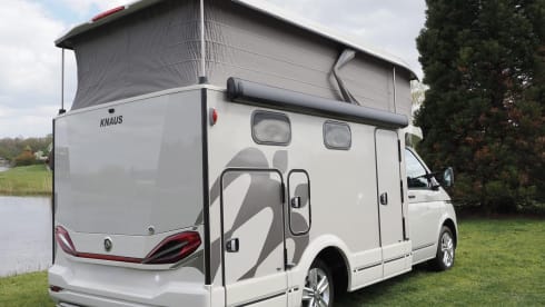 Bulli – 4p Knaus semi-integrated uit 2024
