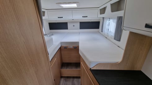 C17 – Luxe Sunlight I67S Automaat 2x Airco 4P