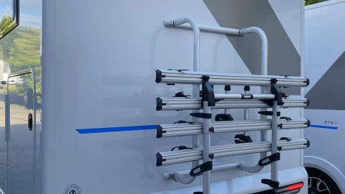 A75 SL  – Motorhome SunLiving A75 SL Alkoven #Family vacation