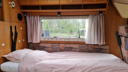 Buurtje – 5p Dethleffs integrated from 1997