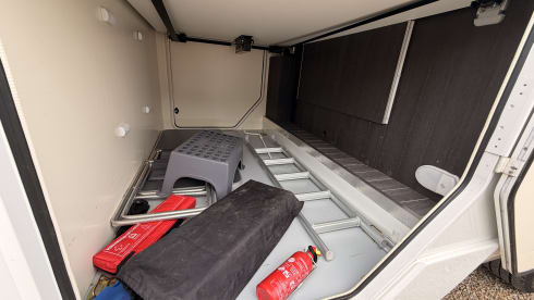 Superdeluxe Motorhome Automaat met krachtige motor