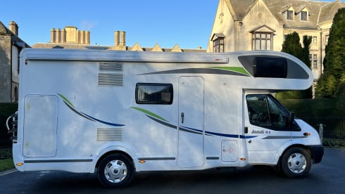 Havana – 6 birth Motorhome Fully INSURED and Equipped + breakdown cover