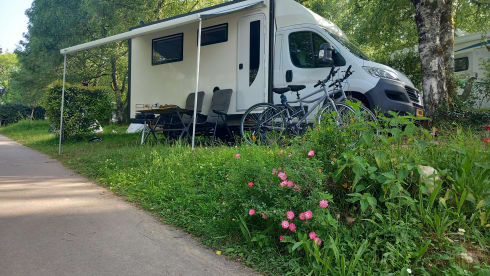 La liberté  – Luxury off grid camper for 3 persons