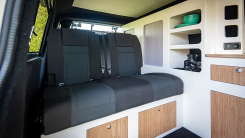 Joep – 4p Volkswagen campervan from 2013