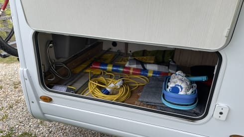 Pilote P710 Luxury 4 Berth • Otley Pickup • Explore Yorkshire Dales