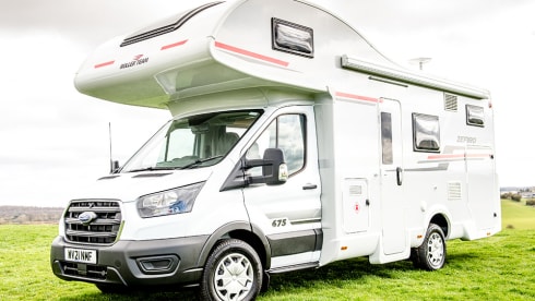 Hurricance – 6-persoons Roller Team halfintegraal uit 2021