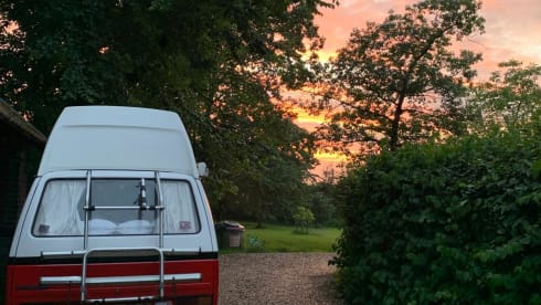 Pokey – 2p Volkswagen campervan from 1981