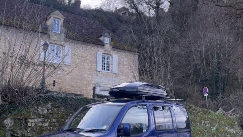 2 berth Fiat campervan 2010 - sleep anywhere!