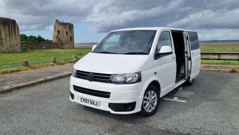 Volkswagen T5 Campervan 