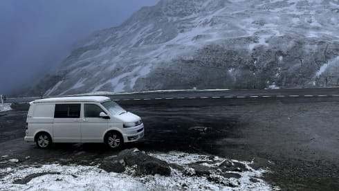 Peggy  – 4 berth VW pop top from 2012