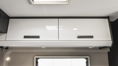 Jacq – New CamperVan: compact and all comfort