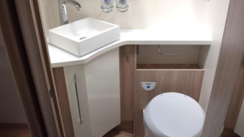 Rapido – Modern 4p Rapido 696F premium edition