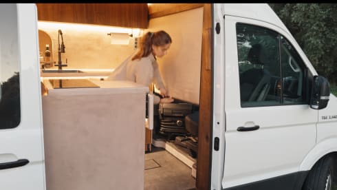2-seater Volkswagen bus from 2018