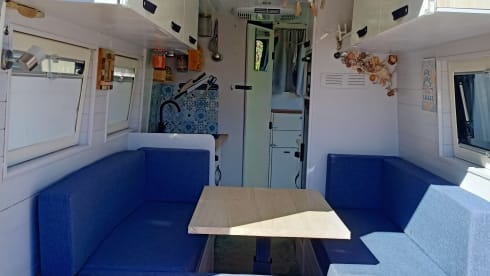 Happy camper – 2p Renault Bus camper from 2013