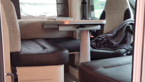 Welcome to our Chausson semi-integrated