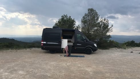 Bruce – 2p Mercedes-Benz bus from 2009