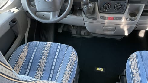 LMC A 651 G alcove 6 persons