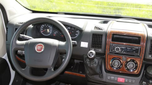 7p Hymer alcove from 2012