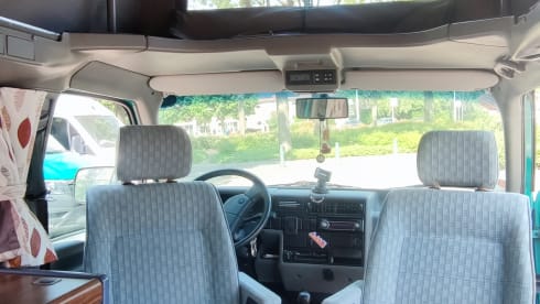 Ted – Nice Volkswagen T4 Westfalia for 3 people