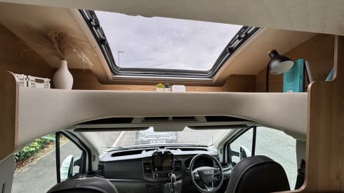 Kaz the Family Motorhome – Adventure-Ready 6 Berth Roller Team Motorhome – Family Comfort on Wheels