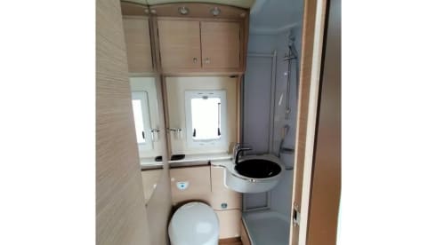 Camper 6 persons Forster A699 VB 