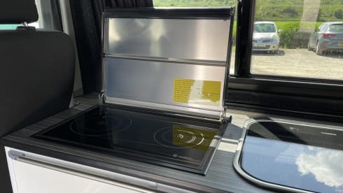 Bertie – 4 berth Volkswagen bus from 2015