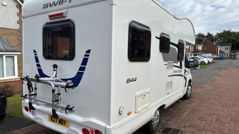 Maddy – 4 berth Fiat Swift Escape 644 from 2014