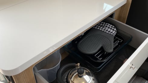 Discovery  – Discovery - 5 berth motorhome