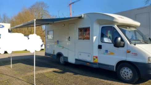 4p Chausson integrated uit 2005