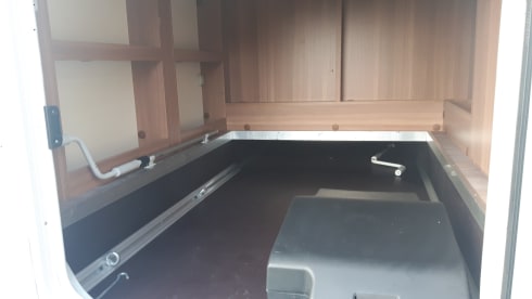 Modern camper with many extras