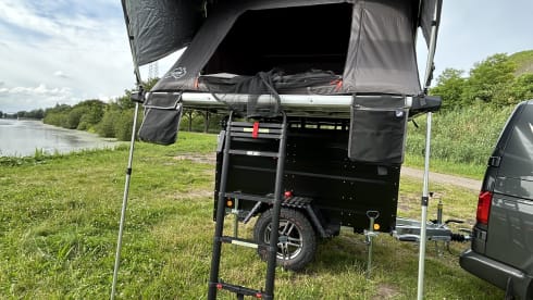 Easy rider  – VW Caravelle 4 pers. Camper van (2 x roof tent)