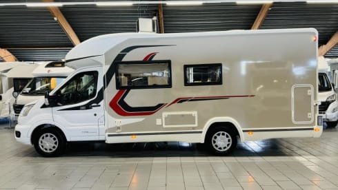 Challenger 380 automatic 4 persons