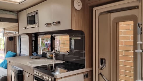 RIO – 4 berth Swift semi-integrated from 2016