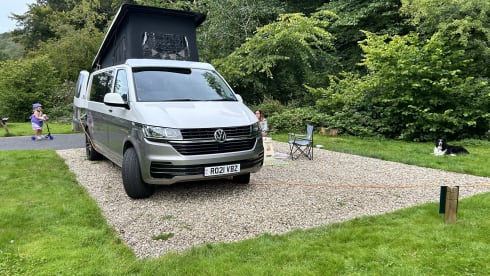 Aggi – AGGI DUB - VW (LWB) Camper with all your creature comforts- North Devon