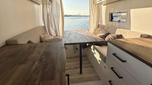 Elma  – Travel with Elma - Freistehen und die Aussicht genießen