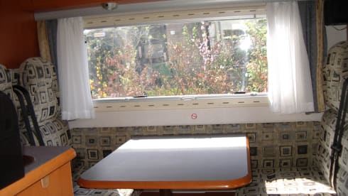 Spacious comfortable alcove camper 