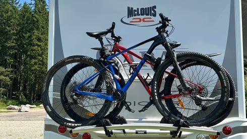 Brand new Semi-Integrated McLouis Carat 479G from 2024 